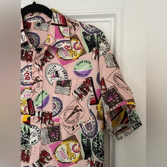 Eclectic Pink Multicolored Alcohol Labels Fun Colorful Casual Button Down Large - Picture 4 of 7